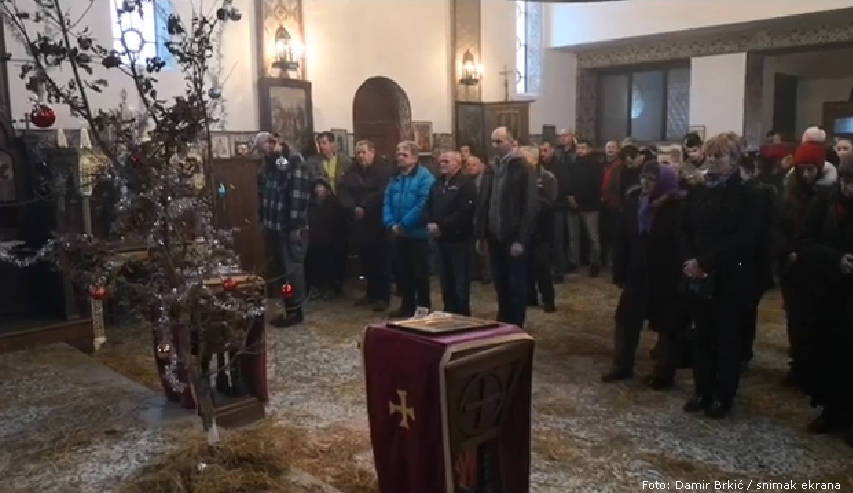 Božićna liturgija u Glini liturgija glina
