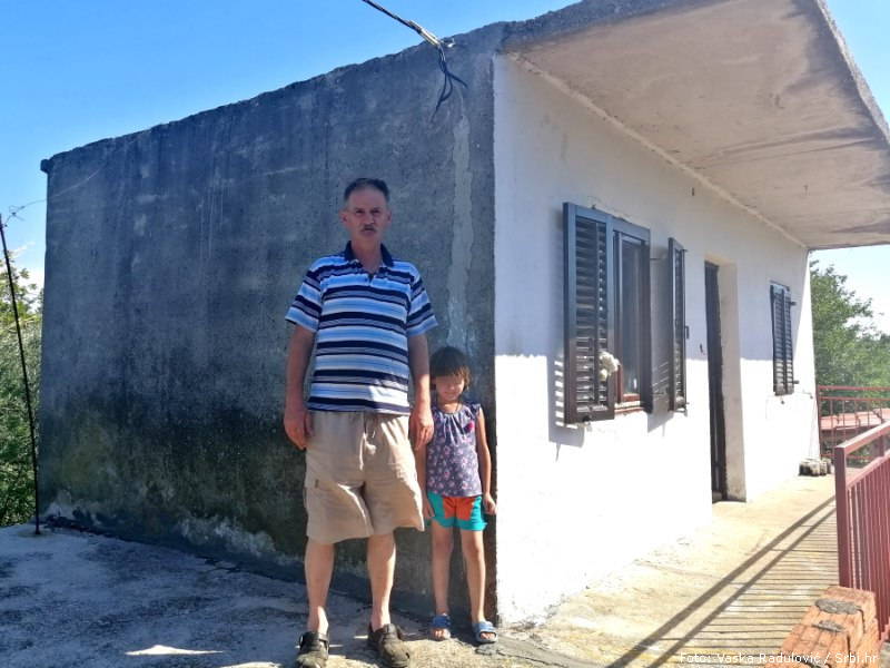 Davor i Božica Drača pre obnove kuće