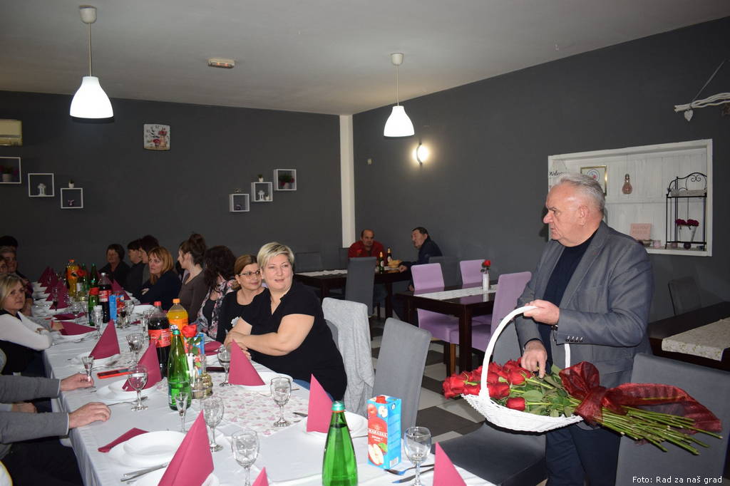 komunalac petrinja dan zena