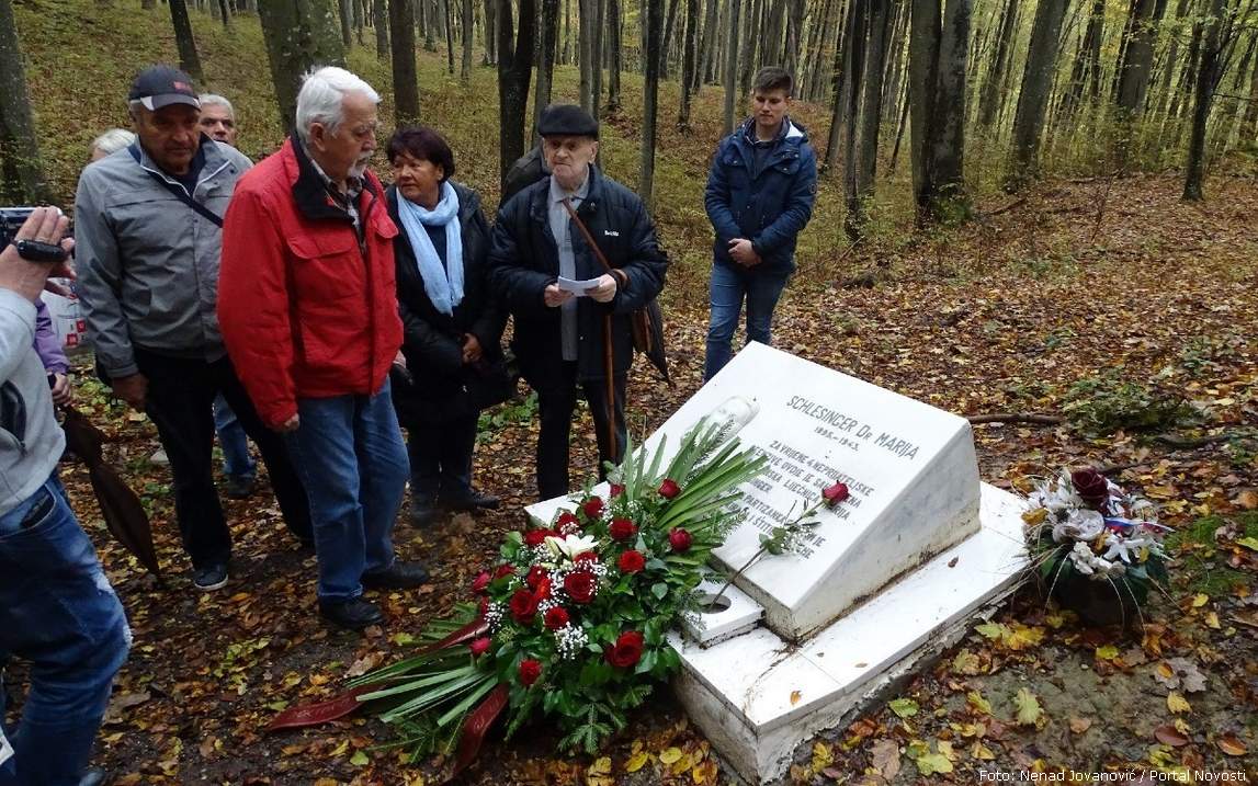 Kraj spomenika Mariji Šlezniger