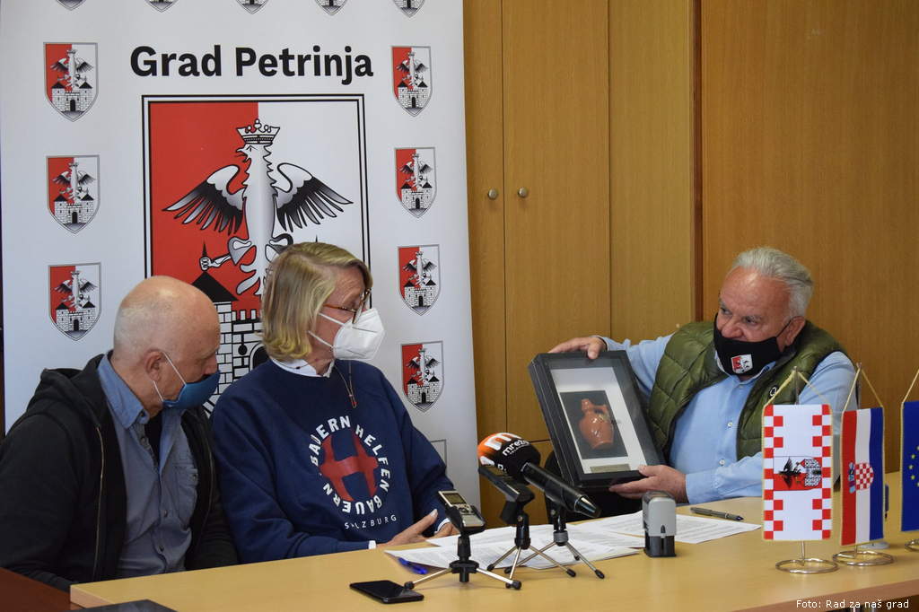 ugovor za gradnju montaznih kuca