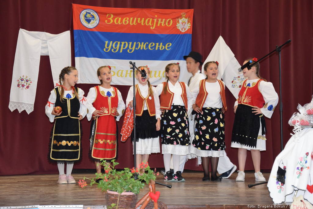 Bazar Ugrinovci 12