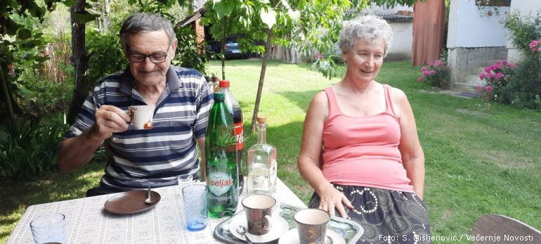 Povratak Stevan i Nada Bundalo | Foto: S. Mišljenović / Večernje Novosti