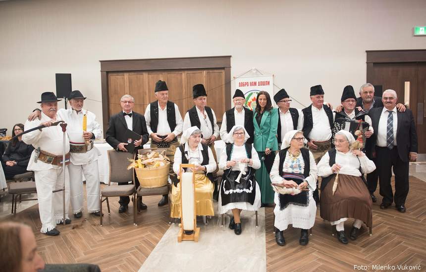 Kordunaska zabava u Kanadi