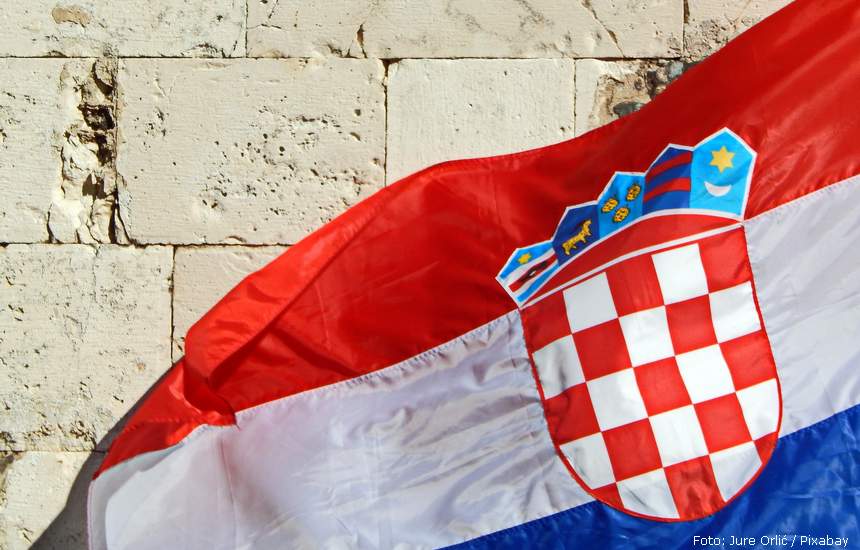 croatian flag 3556690 1920
