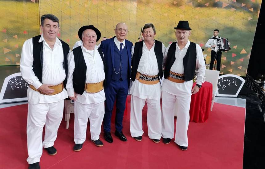 prelo u nasem sokaku