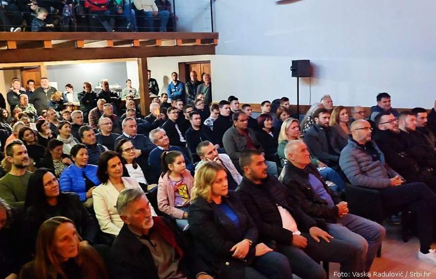 teofilovici publika