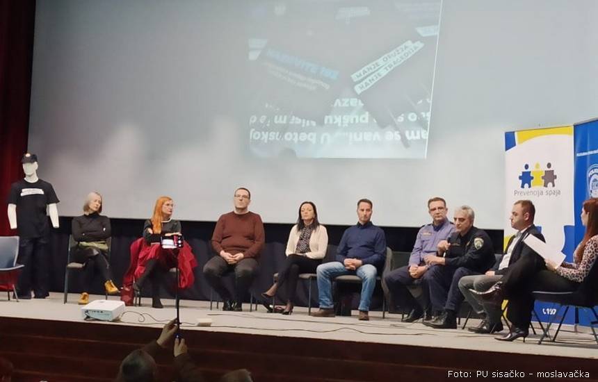 glina panel rasprava