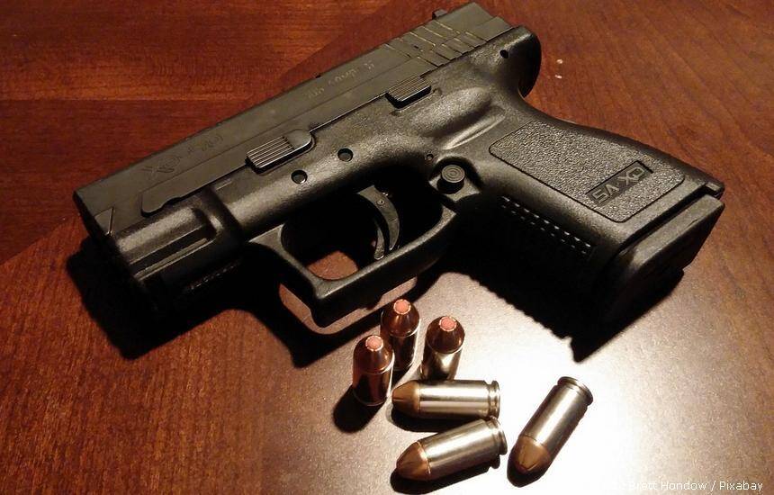 handgun 231699 1280