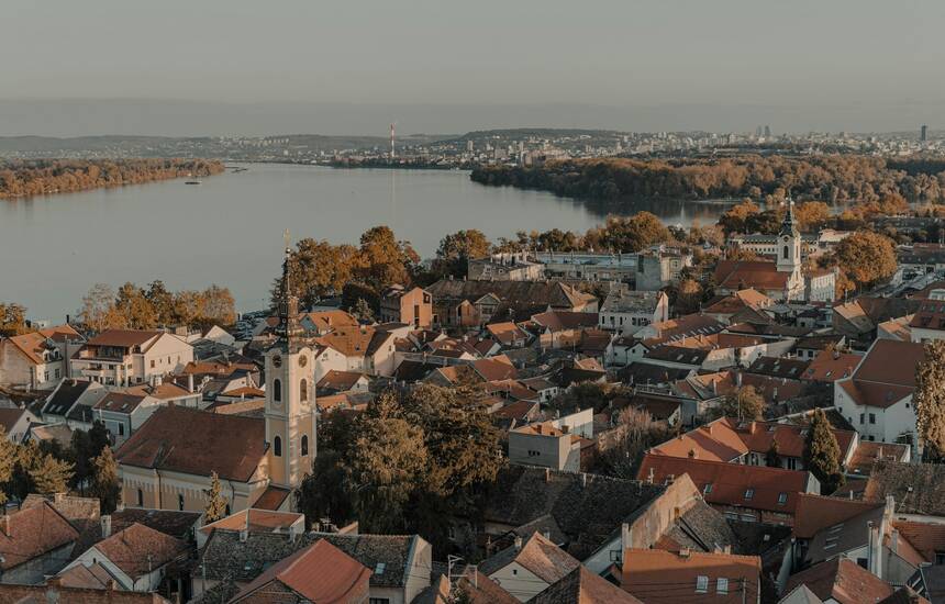  Nikola Cirkovic / Unsplash