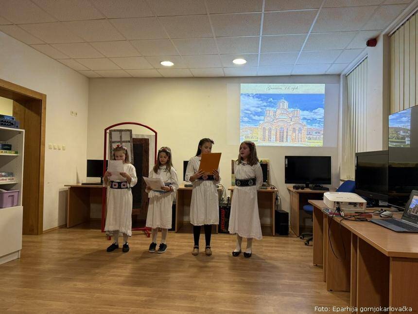 Sveti Sava Dvor 8