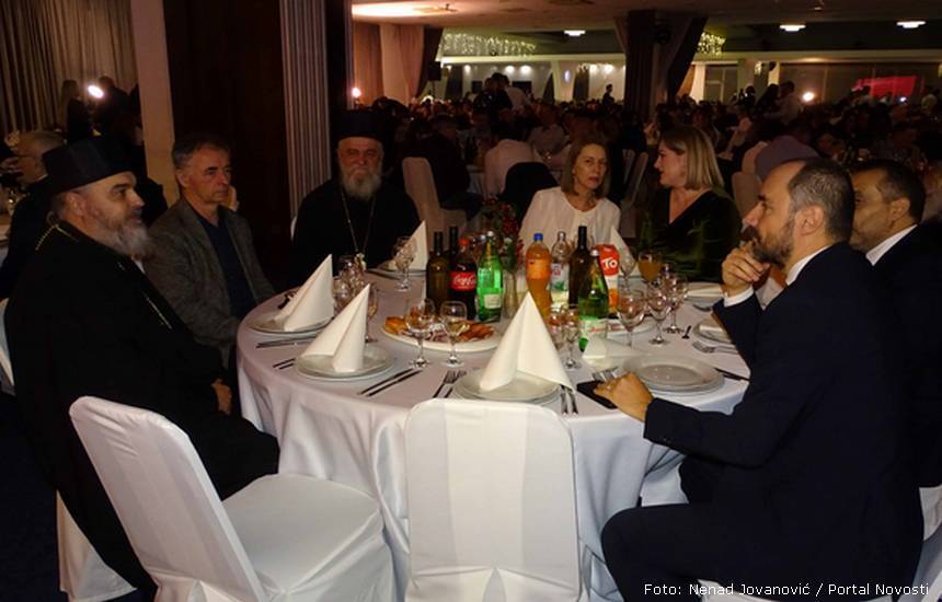 gosti srpsko vece
