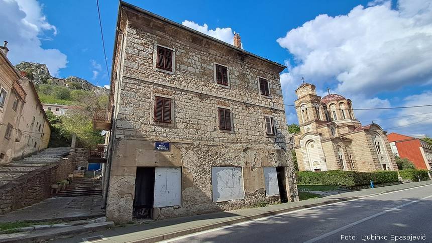 Bradas Knin ulica kralja Zvonimira