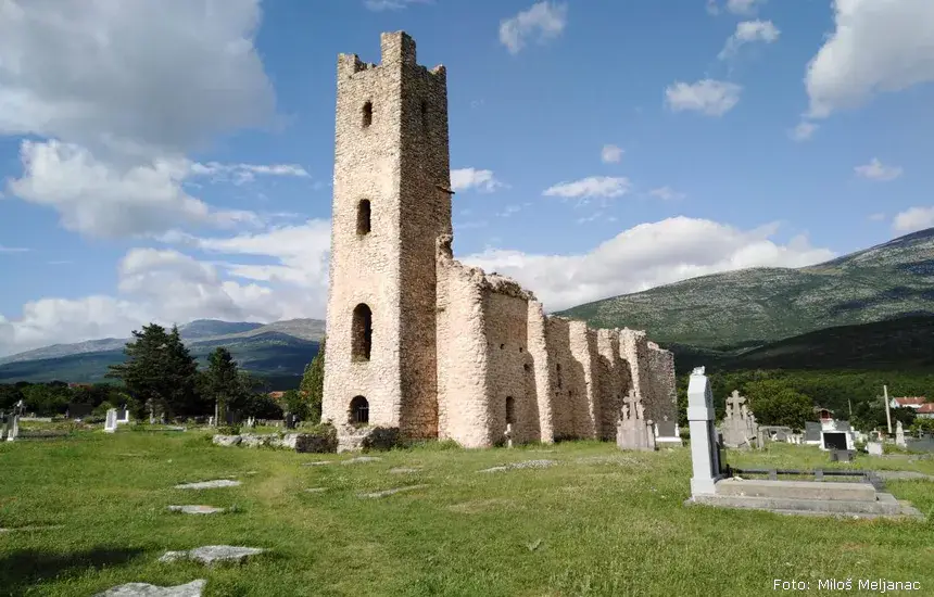 Dostupna knjiga o crkvi Svetog Spasa u Cetini