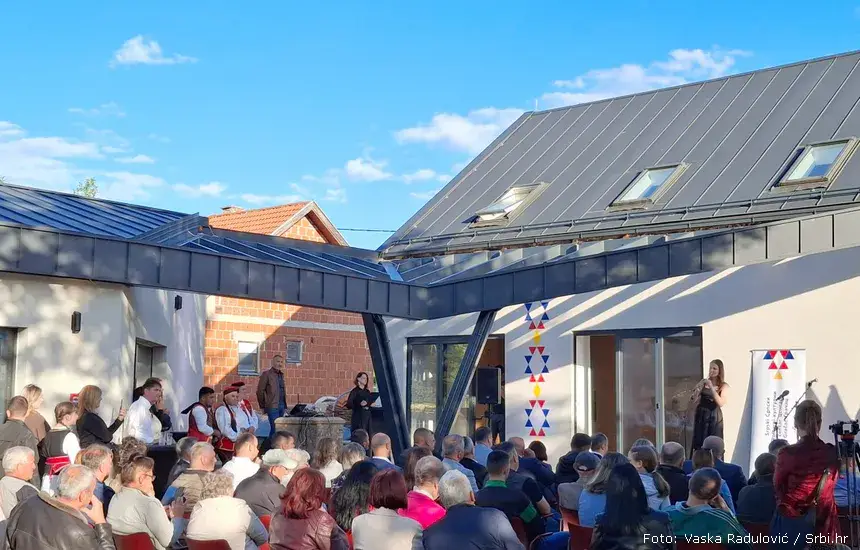 Srpski kulturni centar otvoren na Spasovdan u Gračacu