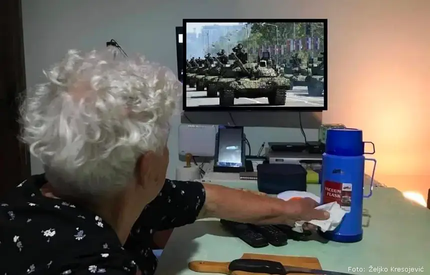 MAMA & PARADA