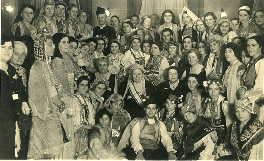 Defile KSS na oprostajnom balu na Kongresu u Dubrovniku 1936