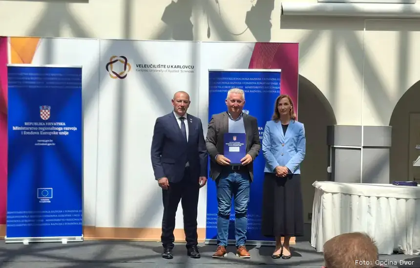 Potpisan ugovor za uređenje ulica u Dvoru, obezbijeđeno 45.000 evra