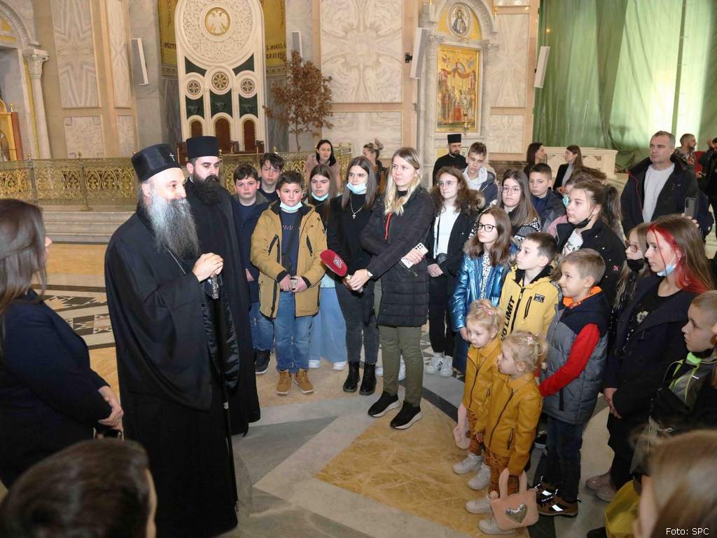 djeca_sa_banije_i_korduna_kod_patrijarha09.jpg