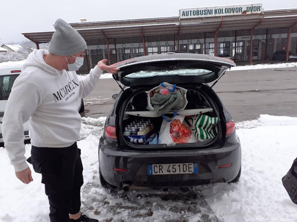 Pomoć stiže sa svih strana