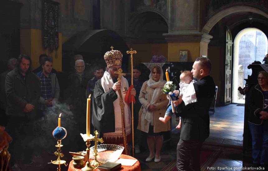Liturgija u Dvoru 1