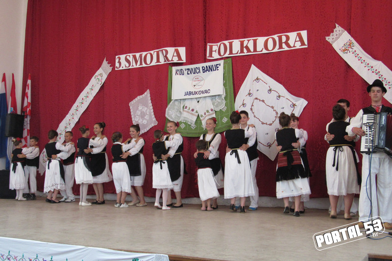 Smotra folklora u Jabukovcu 14