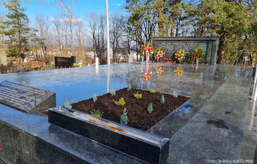 Obnovljena spomen kosturnica 3
