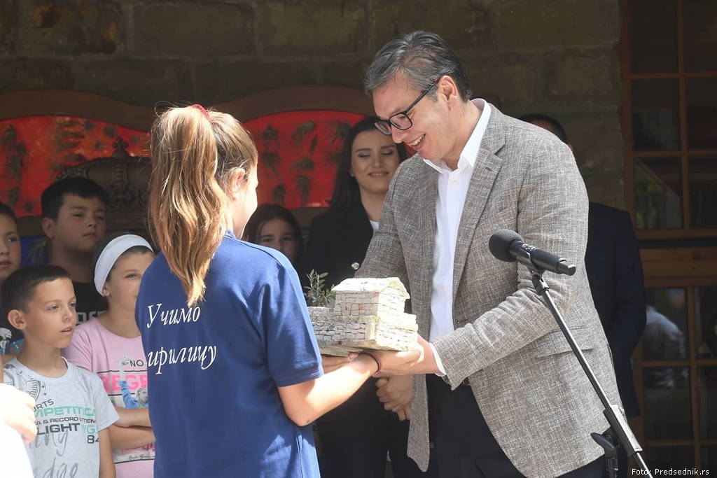 Vucic i djeca iz Krajine 4