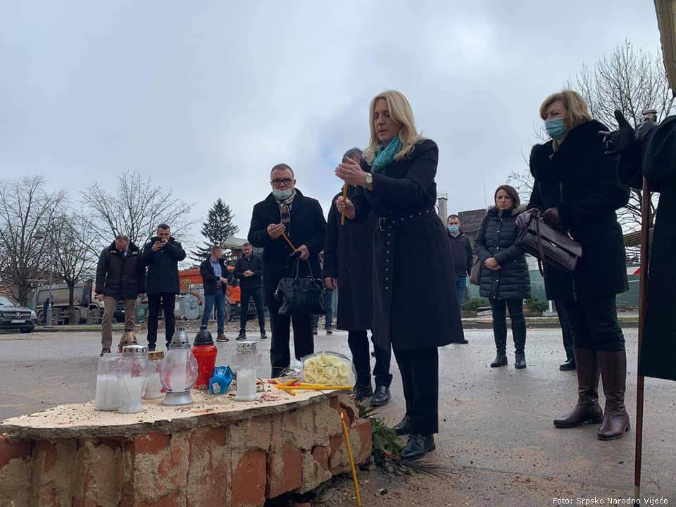 Zeljka Cvijanovic na Baniji 6