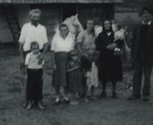 Marko sa Stojanom, Jelka, Nevenka Stojanova, Mara Markova, Pavao i Bogdan